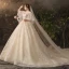 Glitzernden Bling Bling Champagner Übergröße Brautkleider / Hochzeitskleider 2019 A Linie V-Ausschnitt Tülle Glanz Pailletten Kapelle-Schleppe Hochzeit