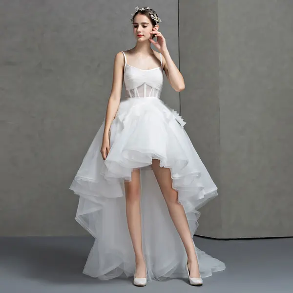 Romantisk Vit Spaghettiband Bröllopsklänningar Prinsessa Ärmlös 2017 Halterneck Asymmetrisk Ruffle Organza