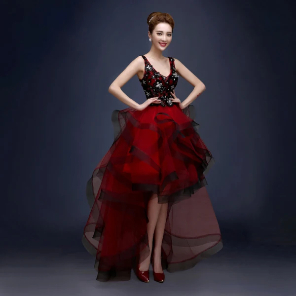 Chic / Beautiful 2017 Burgundy Party Dresses V-Neck Lace Handmade Appliques Backless Rhinestone A-Line / Princess Cocktail Dresses