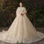 Glitzernden Bling Bling Champagner Übergröße Brautkleider / Hochzeitskleider 2019 A Linie V-Ausschnitt Tülle Glanz Pailletten Kapelle-Schleppe Hochzeit
