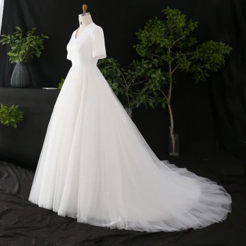 Modest Simple White Plus Size Wedding Dresses 2020 A Line Princess Short Sleeve V Neck Solid Color Lace Handmade Appliques Embroidered Chapel Train Wedding