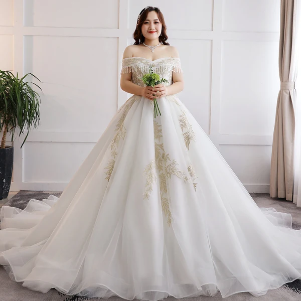 Glamourös Weiß Hochzeit Applikationen Rückenfreies Perlenstickerei Stickerei Spitze Tülle Bandeau Ballkleid Kapelle-Schleppe Übergröße Brautkleider / Hochzeitskleider 2019