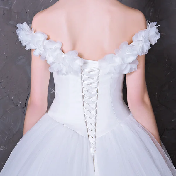 Chic / Beautiful Flower Wedding Dresses 2017 Off-The-Shoulder Outdoor / Garden White Ball Gown