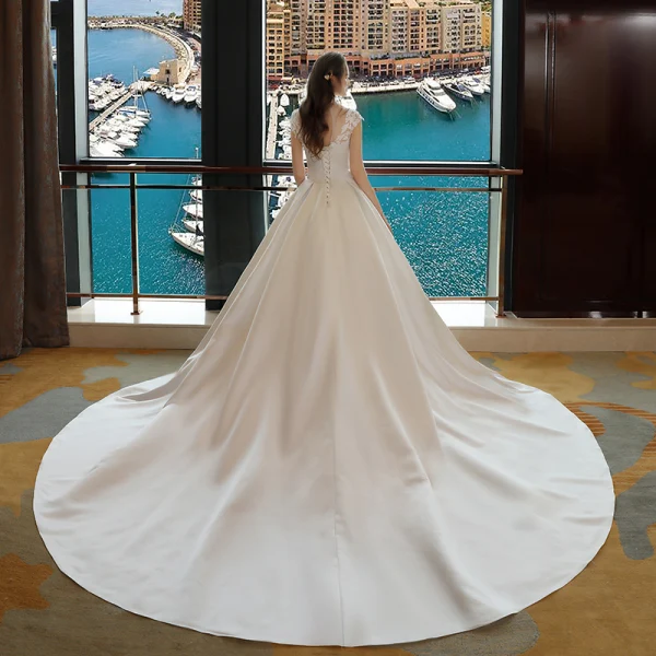 Chinese style Satin Wedding Dresses 2017 A-Line / Princess Backless High Neck Short Sleeve Appliques White Lace