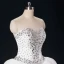 Sparkly Hvit Brudekjoler 2017 Ryggløse Kjæreste Uten Ermer Beading Krystall Paljetter Organza Ballkjole Feie Tog