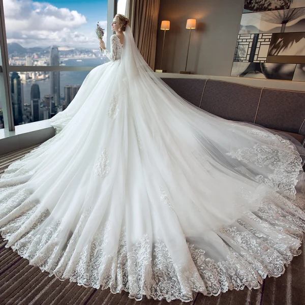 Elegant Ivory Wedding Dresses 2017 A-Line / Princess V-Neck Long Sleeve Backless Appliques Lace Beading Pearl