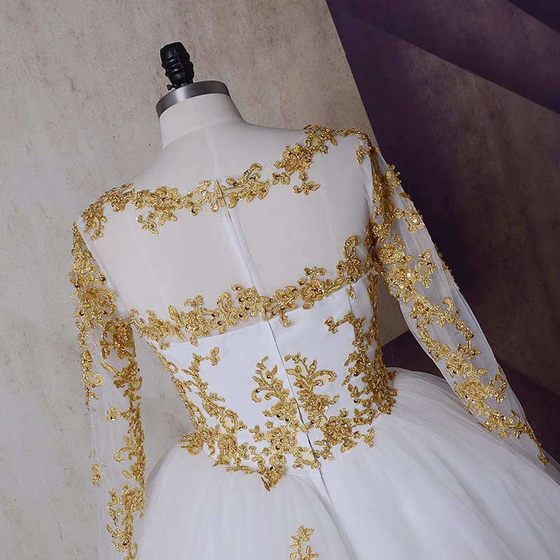 Sparkly White Gold Wedding Dresses 2017 Scoop Neck Shoulders Long Sleeve Appliques Lace