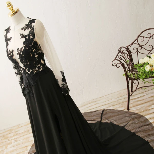 Stunning Pierced Black Evening Dresses 2017 A-Line / Princess Scoop Neck Long Sleeve Appliques Lace Chiffon Formal Dresses Chapel Train