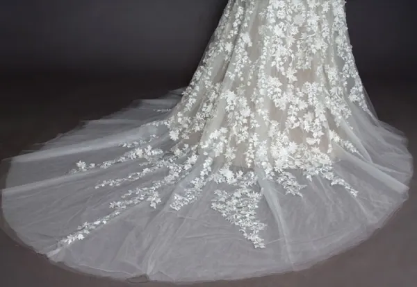 Luxury / Gorgeous Champagne Beach Wedding Dresses 2017 A-Line / Princess Scoop Neck Short Sleeve Appliques Lace Backless Detachable Chapel Train
