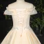 Sexy Atemberaubend Champagner Plus Größe Ballkleid Brautkleider / Hochzeitskleider 2020 Spitze Tülle Gekreuzte Träger Handgefertigt Perlenstickerei Pailletten Applikationen Rückenfreies Kapelle-Schleppe Hochzeit