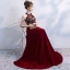 Snygga / Fina Burgundy Aftonklänningar 2017 Hög Hals Prinsessa Burgundy Halterneck Broderade Polyester Afton Formella Klänningar