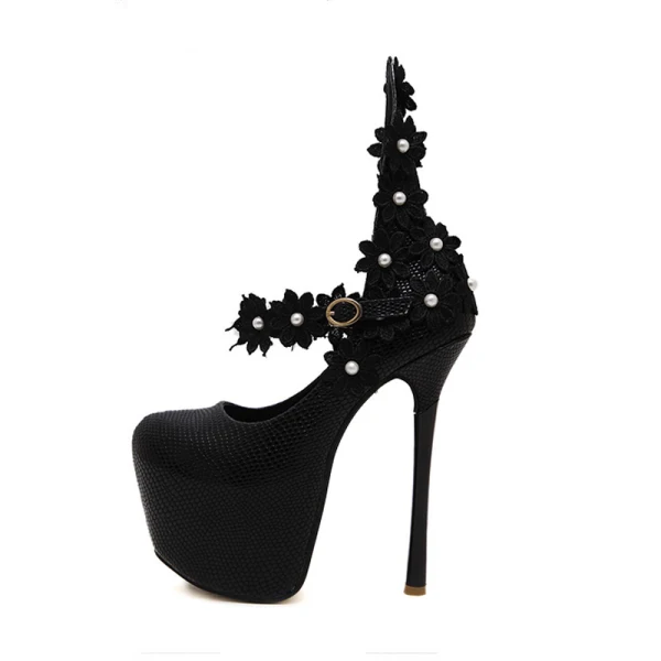 Chic / Beautiful White 2018 15 cm High Heels Appliques Beading Pearl Pointed Toe Wedding Evening Party Pumps Stiletto Heels Wedding Shoes