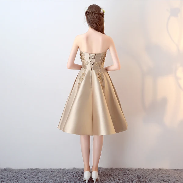 Chic / Beautiful 2017 Gold Cocktail Dresses Strapless Lace Handmade  Appliques A-Line / Princess Cocktail Party Evening Dresses