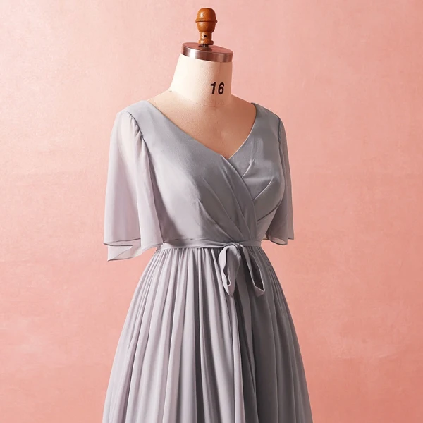 Modest / Simple Grey Plus Size 2018 A-Line / Princess Crossed Straps Tulle V-Neck Summer Sash Beach 1/2 Sleeves Mother Of The Bride Dresses