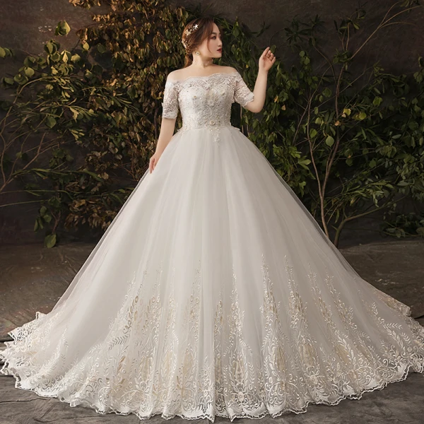 Unika Vita Extra Stor Storlek Bröllopsklänningar 2019 Tyll Appliqués Halterneck Beading Pärla Handgjort Chapel Train