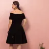 Classic Elegant Black Plus Size Graduation Dresses 2018 A-Line / Princess Butterfly Appliques Strapless Homecoming Formal Dresses