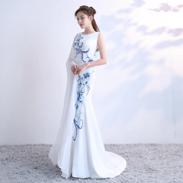Luxury / Gorgeous Chinese style White Court Train Evening Dresses  2018 Trumpet / Mermaid U-Neck Charmeuse Embroidered Beading Rhinestone Evening Party Formal Dresses