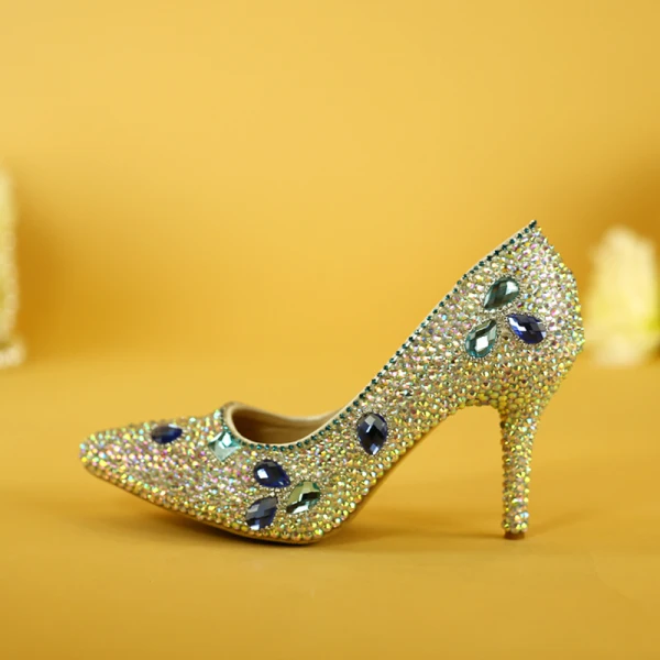 Atemberaubend Bling Bling Multifarben Hochzeit Hochhackige Perlenstickerei Kristall Strass 7 cm Stilettos Spitzschuh Brautschuhe 2018