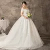 Modern / Fashion White Plus Size Wedding Dresses 2019 Lace Tulle Appliques Backless Beading Rhinestone Chapel Train Wedding