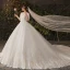 Unika Vita Extra Stor Storlek Bröllopsklänningar 2019 Tyll Appliqués Halterneck Beading Pärla Handgjort Chapel Train