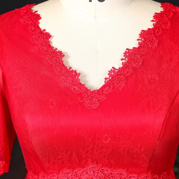 Simple Bordeaux Grande Taille Robe De Soirée 2021 Princesse V-Cou 1/2 Manches Bretelles croisées Dentelle 3D Couleur Unie Appliques Dos Nu Soirée Courte Robe De Ceremonie