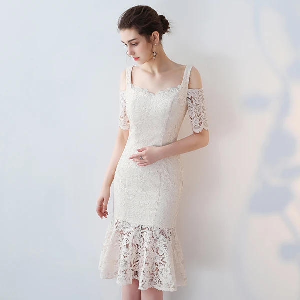 Chic / Beautiful 2017 White Graduation Dresses Appliques Pierced Lace Strapless Trumpet / Mermaid Homecoming Formal Dresses