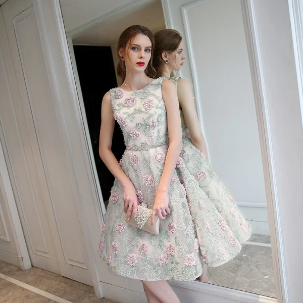 Chic / Beautiful Pearl Pink Graduation Dresses 2017 A-Line / Princess Lace Sleeveless U-Neck Appliques Backless Handmade  Homecoming Formal Dresses