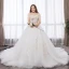 Schöne Weiß Übergröße Brautkleider / Hochzeitskleider 2019 A Linie Tülle Applikationen Rückenfreies Strass Bandeau Kapelle-Schleppe Hochzeit