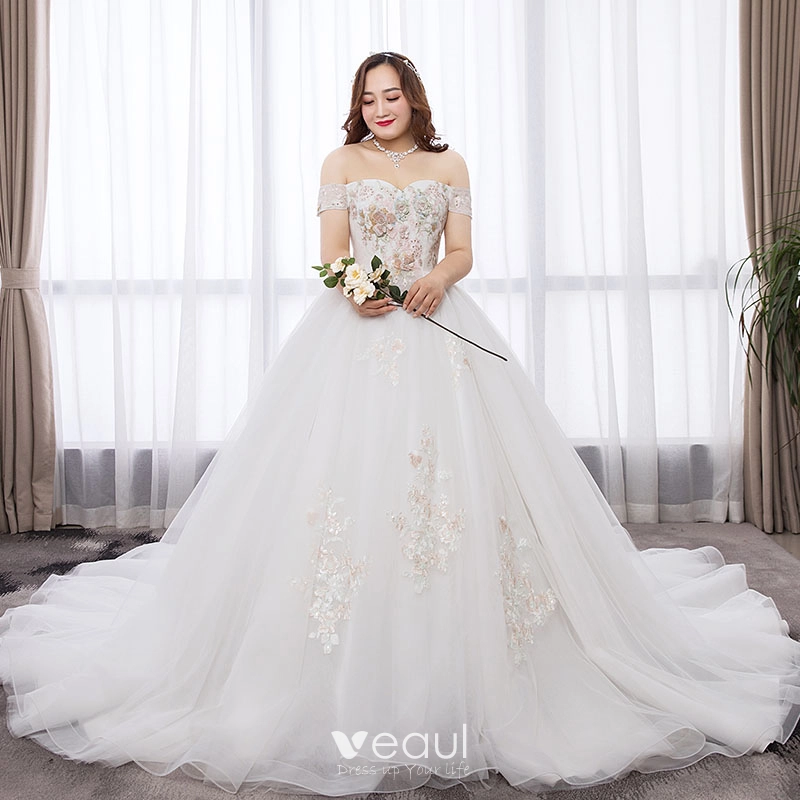 Chic Beautiful White Plus Size Wedding Dresses 2019 A Line Princess Tulle Appliques Backless Rhinestone Strapless Chapel Train Wedding