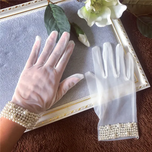 Classic Elegant White Bridal Gloves 2020 Beading Pearl Tulle Prom Wedding Accessories