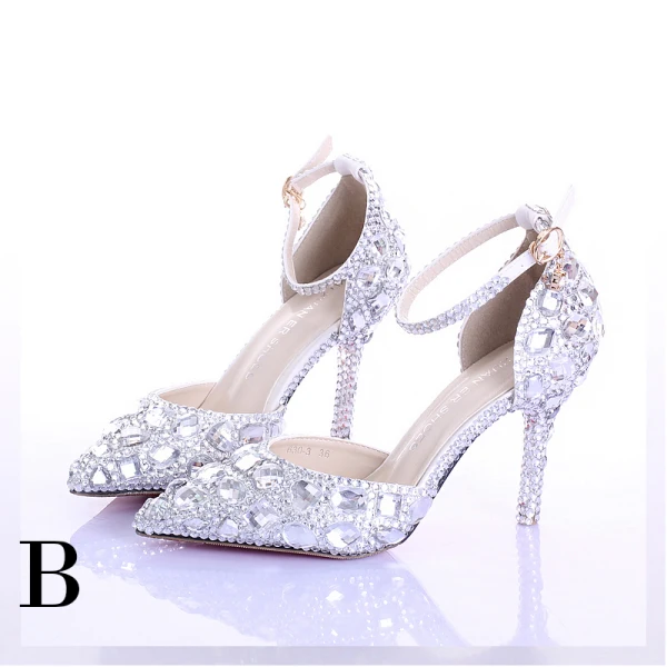 Unique Blanche Chaussure De Mariée 2017 PU Perlage Cristal Faux Diamant Chaussures Femmes