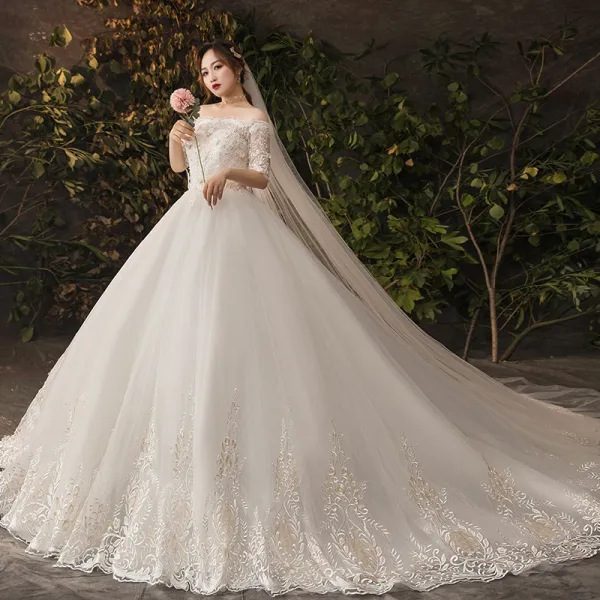 Amazing / Unique White Plus Size Wedding Dresses 2019 Tulle Appliques Backless Beading Pearl Handmade  Chapel Train