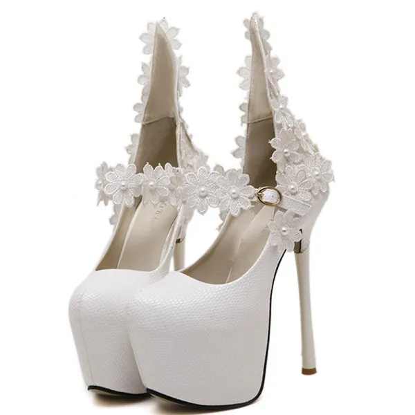 Chic / Beautiful White 2018 15 cm High Heels Appliques Beading Pearl Pointed Toe Wedding Evening Party Pumps Stiletto Heels Wedding Shoes