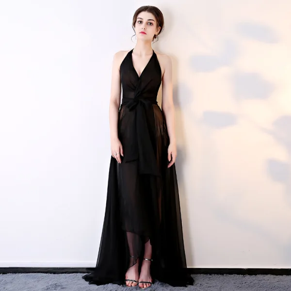 Sexy Schwarz Chiffon Durchsichtige Abendkleider 2018 A Linie Neckholder Ärmellos Stoffgürtel Sweep / Pinsel Zug Rüschen Rückenfreies Festliche Kleider