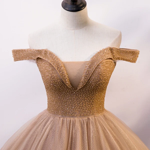 Chic / Beautiful Gold Prom Dresses 2020 Ball Gown Off-The-Shoulder See-through V-Neck Short Sleeve Glitter Tulle Beading Floor-Length / Long Ruffle Backless Formal Dresses