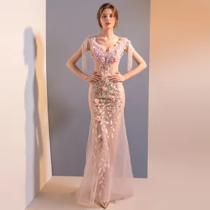 Sexy Rougissant Rose Transparentes Robe De Soirée 2018 Trompette Sirène V Cou Sans Manches Perlage Gland Appliques Fleur Faux Diamant Paillettes Train De Balayage Dos Nu Robe De Ceremonie