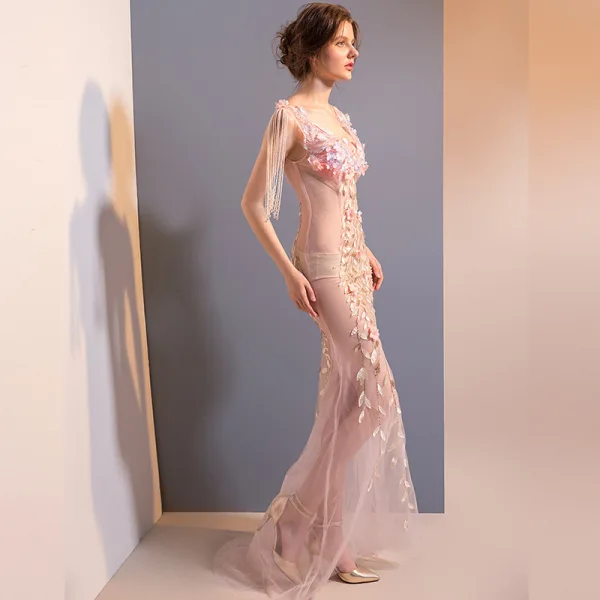 Sexy Rougissant Rose Transparentes Robe De Soirée 2018 Trompette / Sirène V-Cou Sans Manches Perlage Gland Appliques Fleur Faux Diamant Paillettes Train De Balayage Dos Nu Robe De Ceremonie