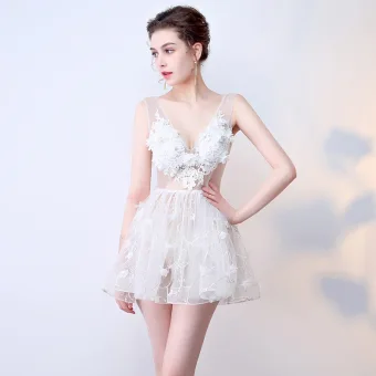 Sexy Transparentes Ivoire Robe De Fete 2018 Princesse V Cou Sans Manches Appliques En Dentelle Fleur Faux Diamant Courte Volants Dos Nu Robe De Ceremonie