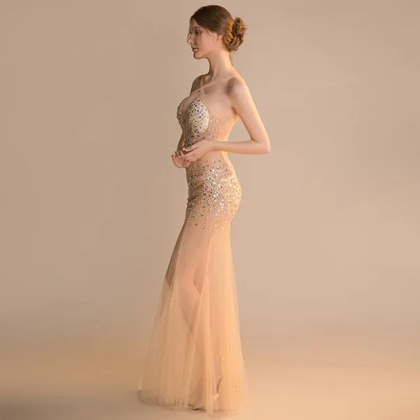 Sexy Champagne Transparentes Robe De Soirée 2018 Trompette / Sirène épaules Sans Manches Faux Diamant Perlage Longue Volants Dos Nu Robe De Ceremonie