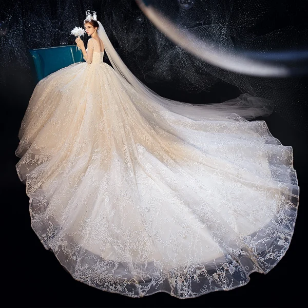 Luxus / Herrlich Champagner Durchsichtige Brautkleider / Hochzeitskleider 2020 Ballkleid Eckiger Ausschnitt 3/4 Ärmel Rückenfreies Glanz Tülle Perlenstickerei Kathedrale Schleppe Rüschen