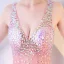Sexy Pink Durchsichtige Abendkleider 2018 Meerjungfrau V-Ausschnitt Ärmellos Applikationen Pailletten Gespaltete Front Sweep / Pinsel Zug Rüschen Rückenfreies Festliche Kleider