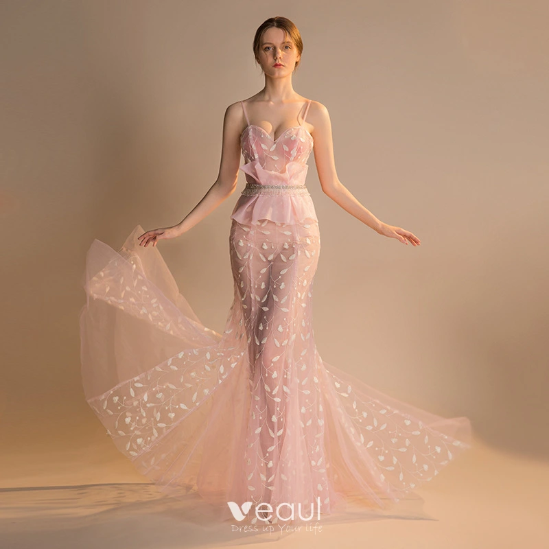 Sexy Blushing Pink See-through Evening Dresses 2018 Trumpet / Mermaid Sleeveless Spaghetti Straps Appliques Lace Crystal Beading Tassel Sweep Train Sexy Blushing Pink See-through Evening Dresses 2018 Trumpet / Mermaid Sleeveless Spaghetti Straps Appliques Lace Crystal Beading Tassel Sweep Train