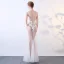 Sexy Ivoire Transparentes Robe De Soirée 2018 Trompette / Sirène V-Cou Sans Manches Appliques Fleur Faux Diamant Longue Volants Dos Nu Robe De Ceremonie