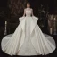 Vintage / Originale Transparentes Ivoire Satin Robe De Mariée 2020 Robe Boule Col Haut Manches Longues Dos Nu Appliques En Dentelle Fait main Perlage Royal Train Volants
