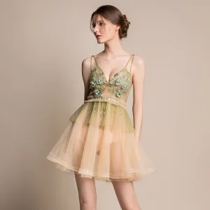 Sexy Salvie Grønn Gjennomsiktig Festkjoler 2018 Prinsesse Uten Ermer Spaghettistropper Appliques Blomst Rhinestone Beading Dusk Korte Buste Ryggløse Formelle Kjoler