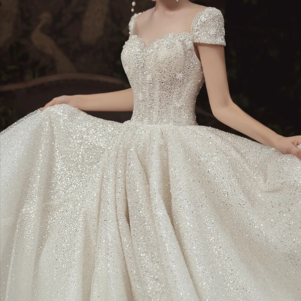 Luxus / Herrlich Ivory / Creme Garten / Im Freien Brautkleider / Hochzeitskleider 2020 A Linie Durchsichtige Rundhalsausschnitt Kurze Ärmel Rückenfreies Glanz Tülle Pailletten Perlenstickerei Sweep / Pinsel Zug Rüschen