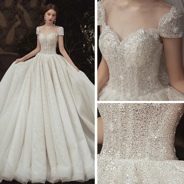 Luxus / Herrlich Ivory / Creme Garten / Im Freien Brautkleider / Hochzeitskleider 2020 A Linie Durchsichtige Rundhalsausschnitt Kurze Ärmel Rückenfreies Glanz Tülle Pailletten Perlenstickerei Sweep / Pinsel Zug Rüschen