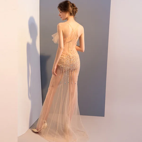 Sexy Champagne Transparentes Robe De Soirée 2018 Trompette / Sirène Manches Courtes Bretelles Spaghetti Paillettes Perlage Gland Train De Balayage Volants Dos Nu Robe De Ceremonie