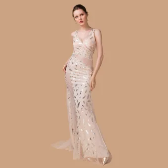 Sexy Champagne Transparentes Robe De Soirée 2018 Trompette Sirène V Cou Sans Manches Faux Diamant Glitter Impression Fleur Train De Balayage Volants Dos Nu Robe De Ceremonie