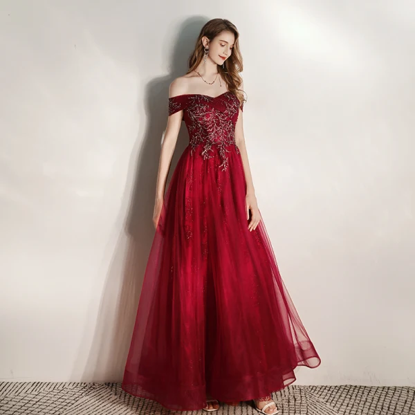 Élégant Bordeaux Robe De Soirée 2020 Princesse De l'épaule Manches Courtes Glitter Tulle Perlage Longue Volants Dos Nu Robe De Ceremonie